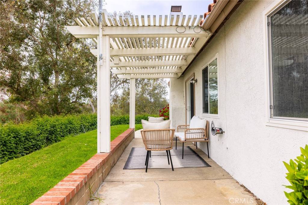 Mission Viejo, CA 92692,23999 Delantal