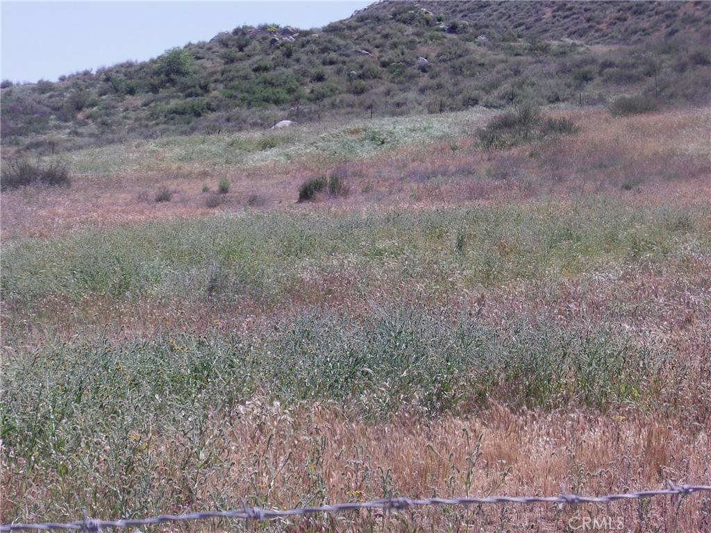 Winchester, CA 92596,32595 Newport RD