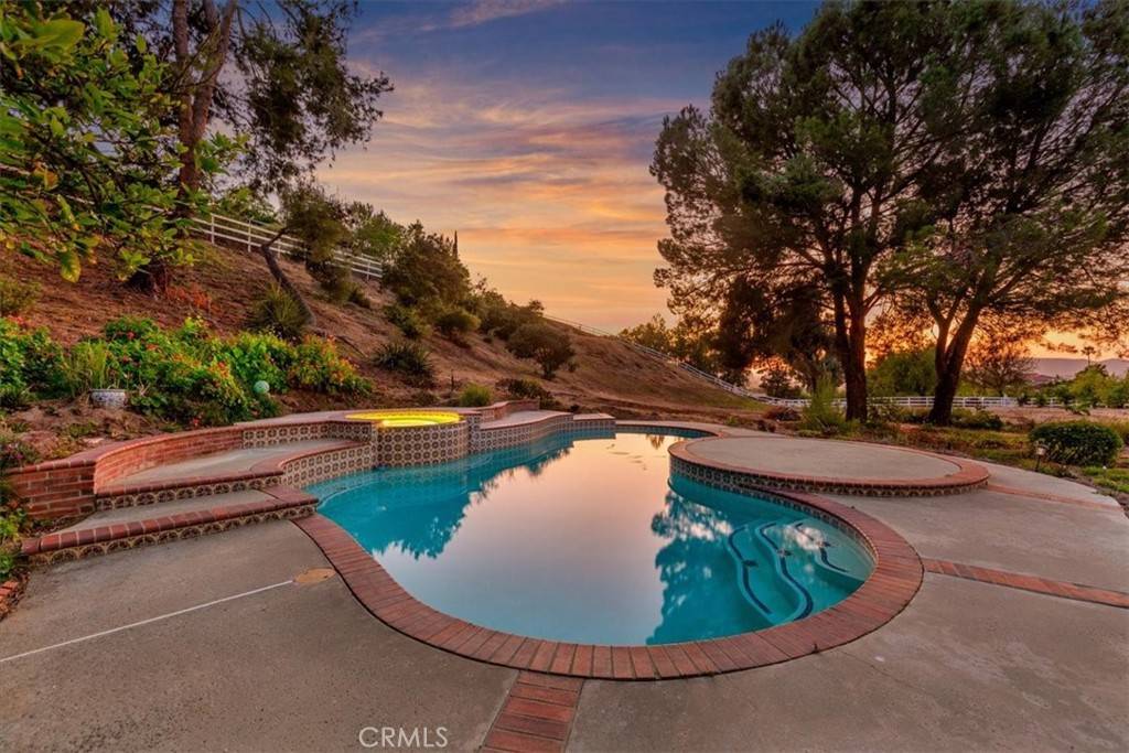 Temecula, CA 92592,37895 Avenida Bravura