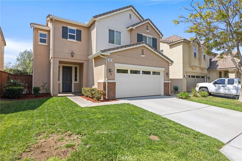 Perris, CA 92571,1691 Dennison DR