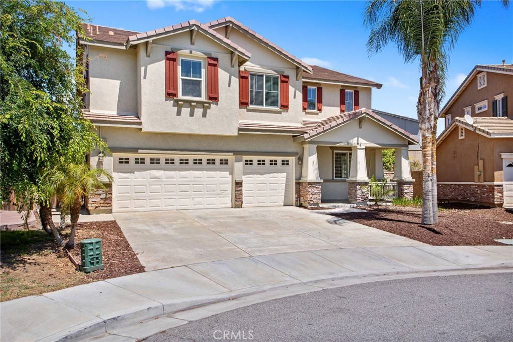 Lake Elsinore, CA 92532,41003 Crimson Pillar LN