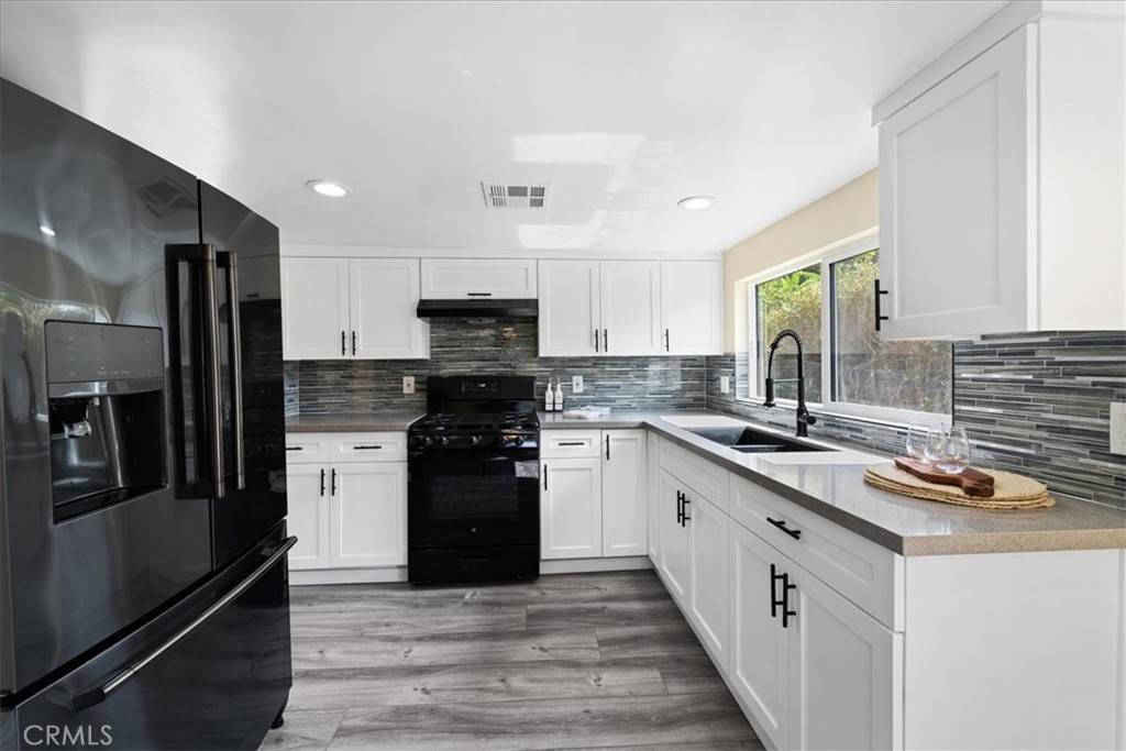Los Angeles, CA 90042,645 N Avenue 50