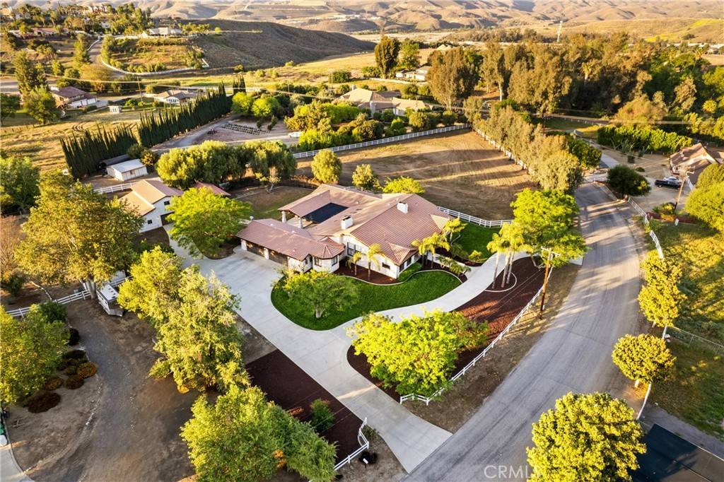 Corona, CA 92883,9394 Gum Tree DR
