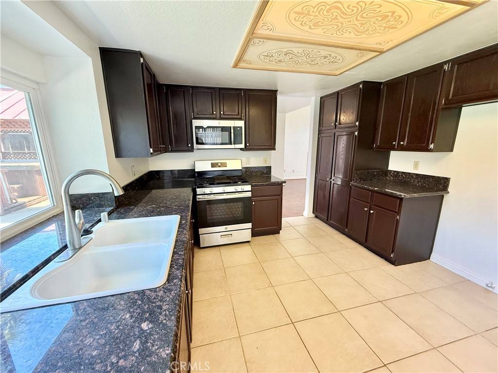 Murrieta, CA 92563,37838 Spyglass CIR