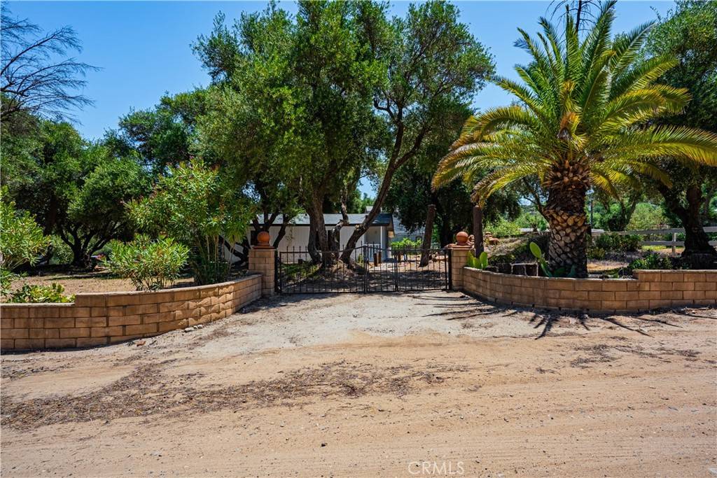 20691 Alameda Del Monte Wildomar, CA 92595