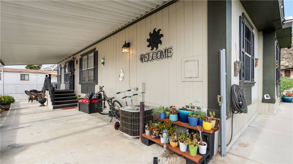 Hemet, CA 92543,1536 S State ST #223