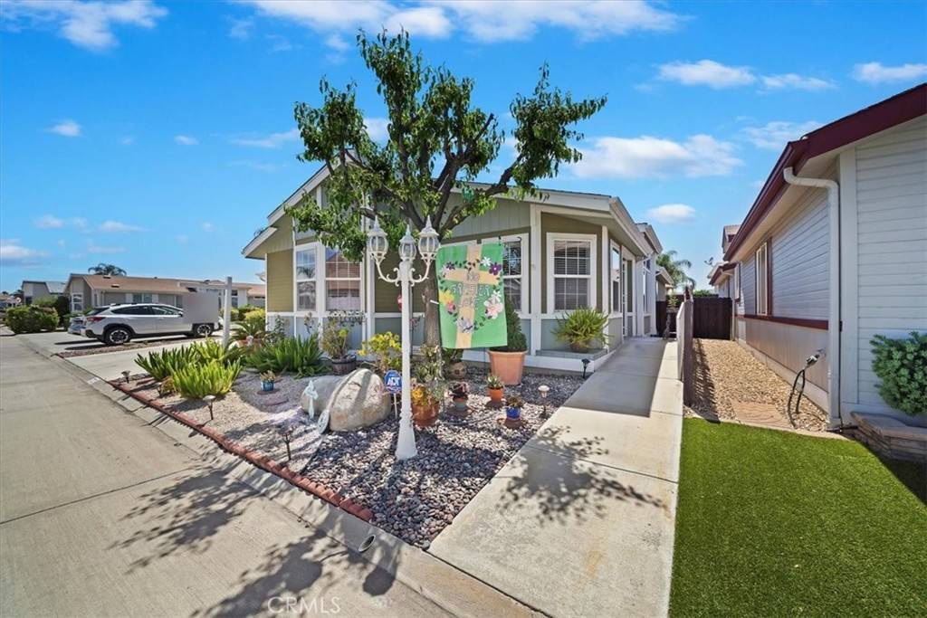 Menifee, CA 92586,27250 Murrieta RD #225