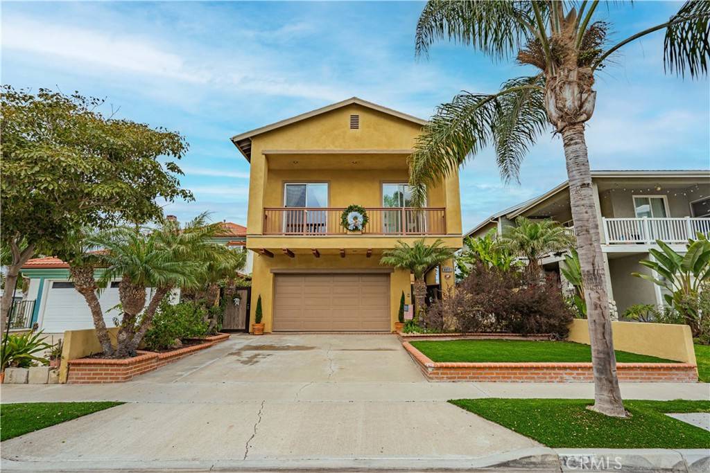 Huntington Beach, CA 92646,8371 Lomond DR