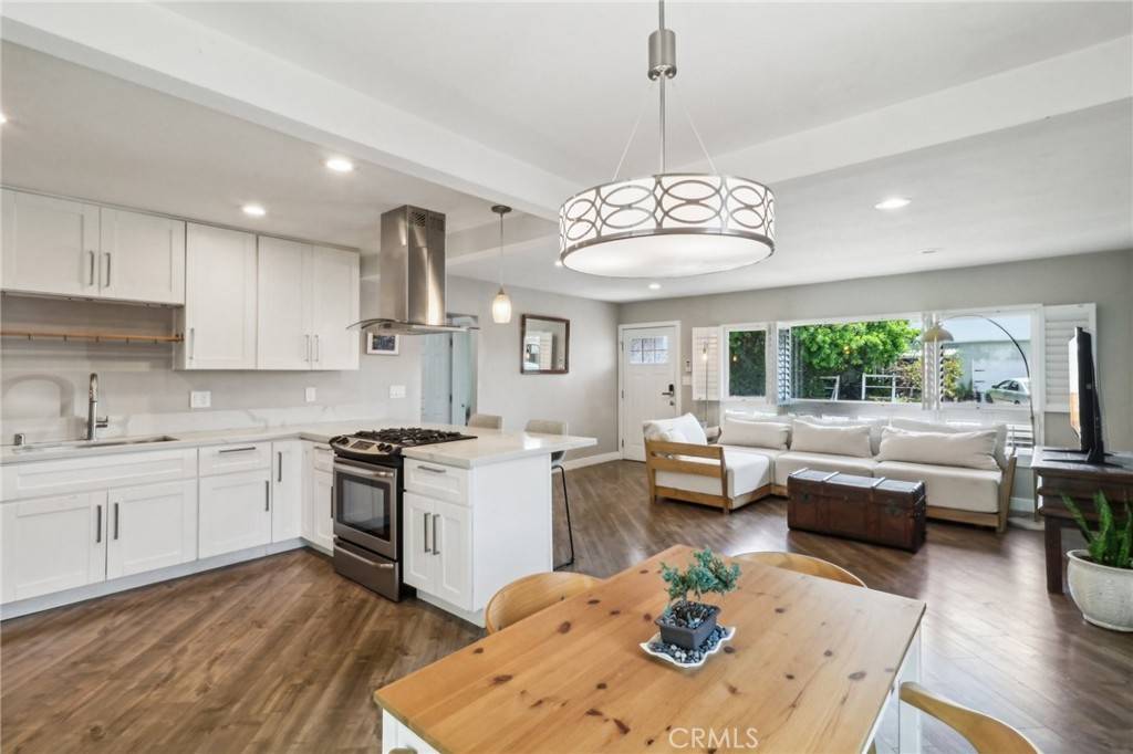 4744 Austin DR San Diego, CA 92115