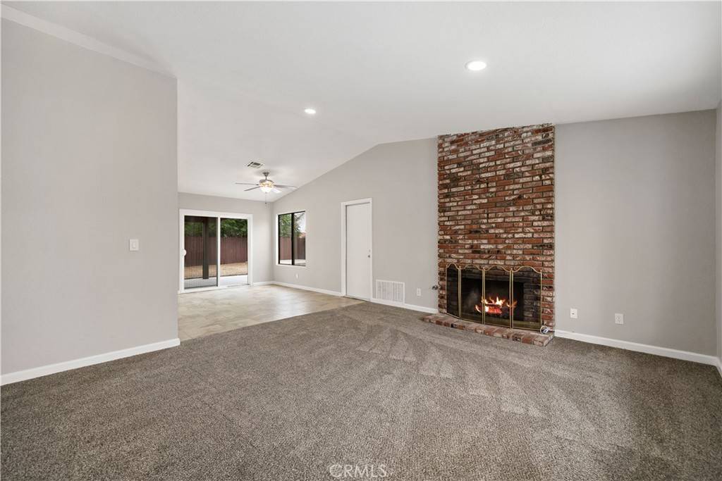 Lake Elsinore, CA 92530,268 Broadway ST