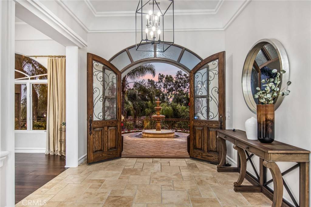 Vista, CA 92081,651 Rolling Hills RD