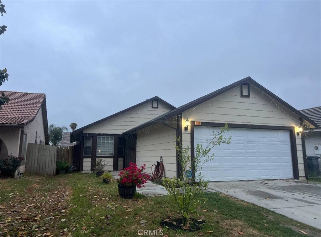 Hemet, CA 92545,977 Aster ST