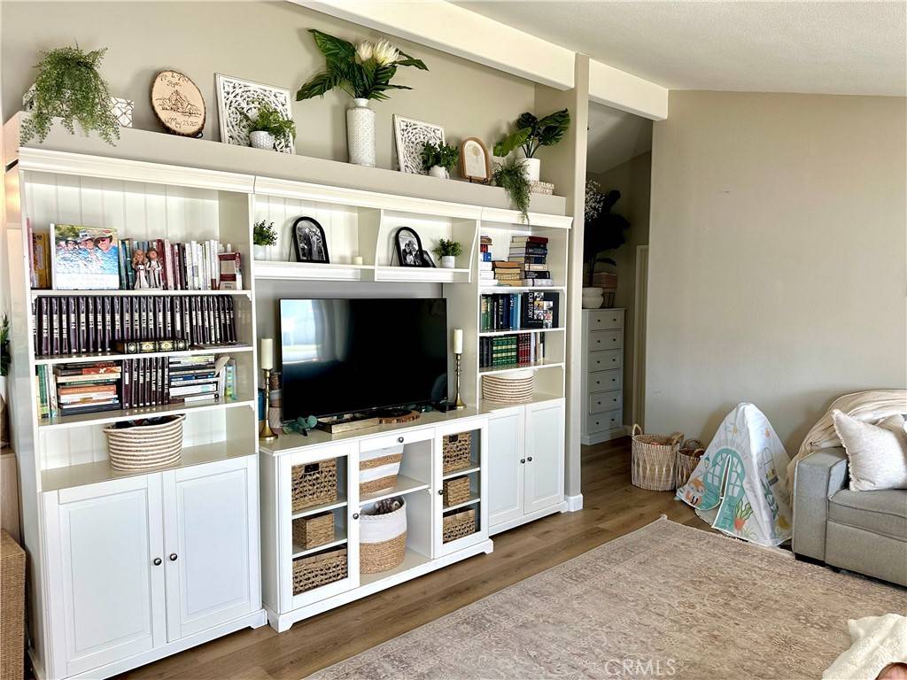Redlands, CA 92374,140 W Pioneer AVE #52