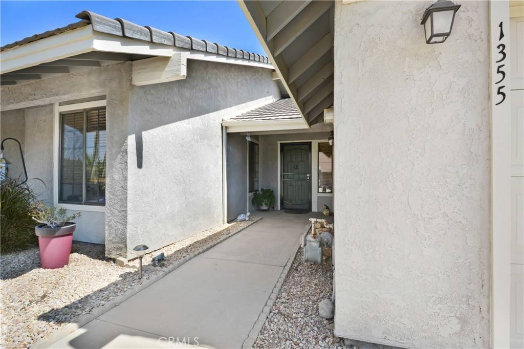 San Jacinto, CA 92583,1355 Freedom WAY