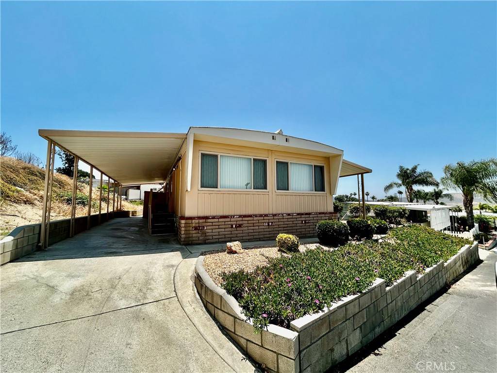 Hemet, CA 92343,1536 S state st #91