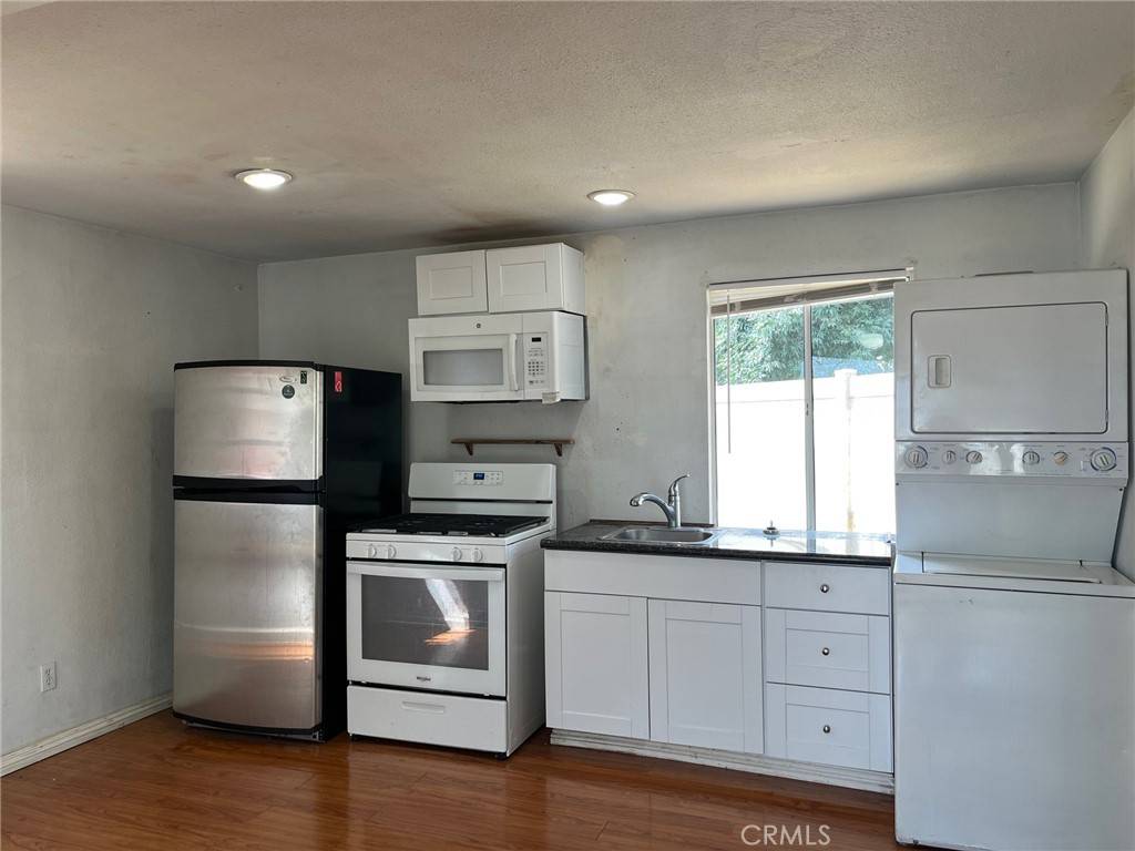 Lake Elsinore, CA 92530,32940 Maiden LN