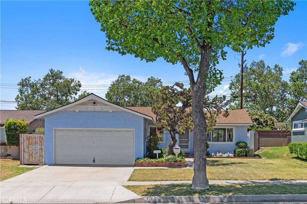 La Mirada, CA 90638,11747 Hollyview DR