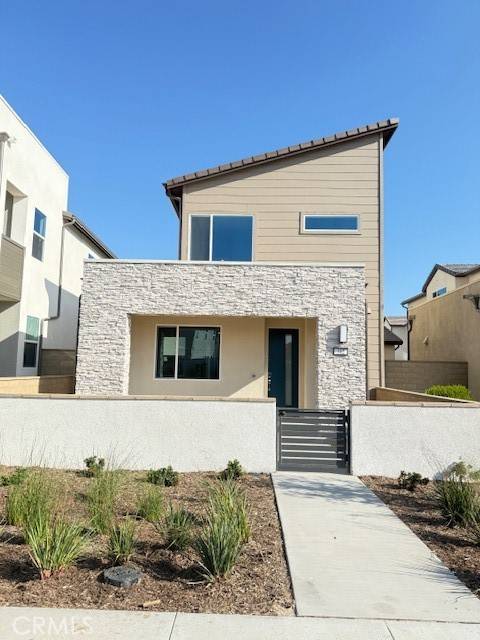 Irvine, CA 92618,312 Galway