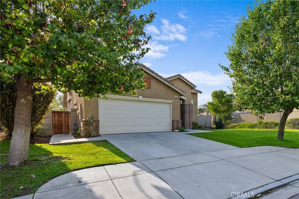 Highland, CA 92346,7476 Sequoia LN