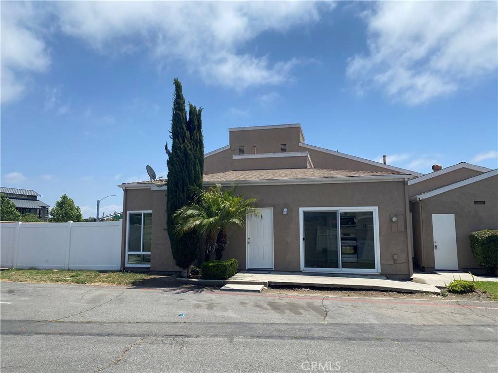 Temecula, CA 92592,44516 La Paz RD