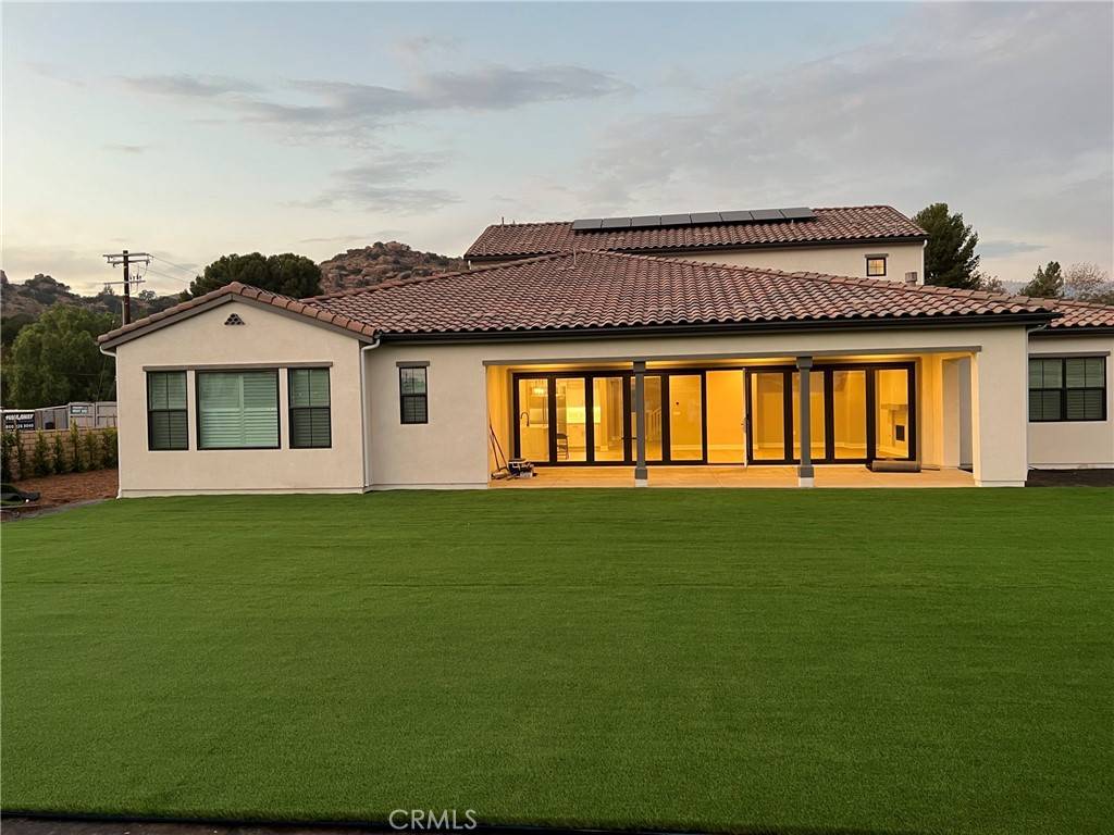 Chatsworth, CA 91311,22046 Fig Tree LN
