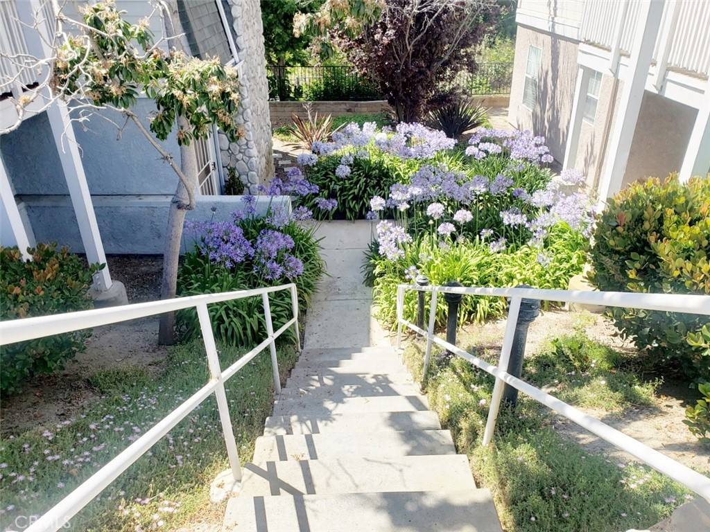 Oceanside, CA 92057,5094 Via Manos #A