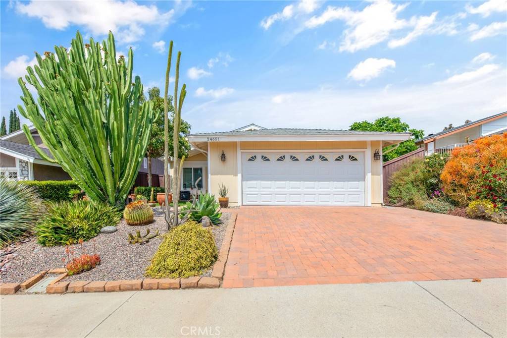 Mission Viejo, CA 92692,24651 Tabuenca