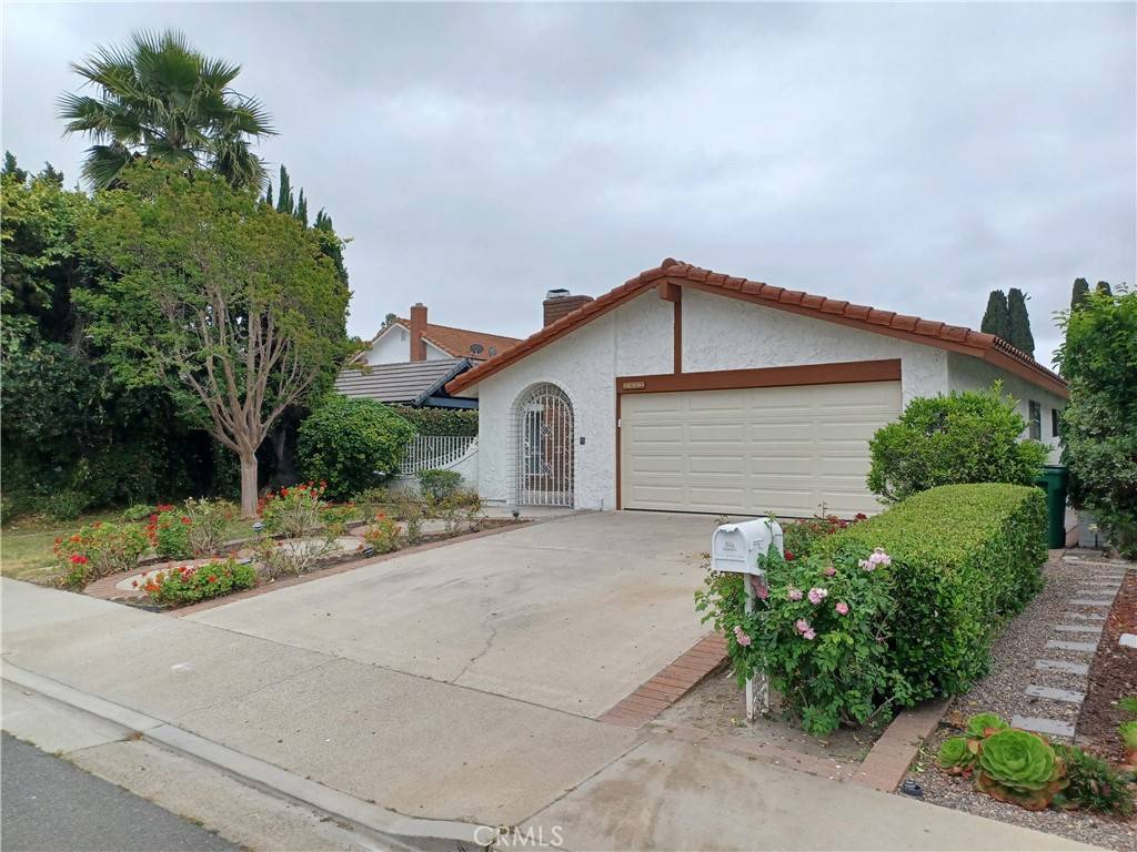 Irvine, CA 92606,3932 Olive ST