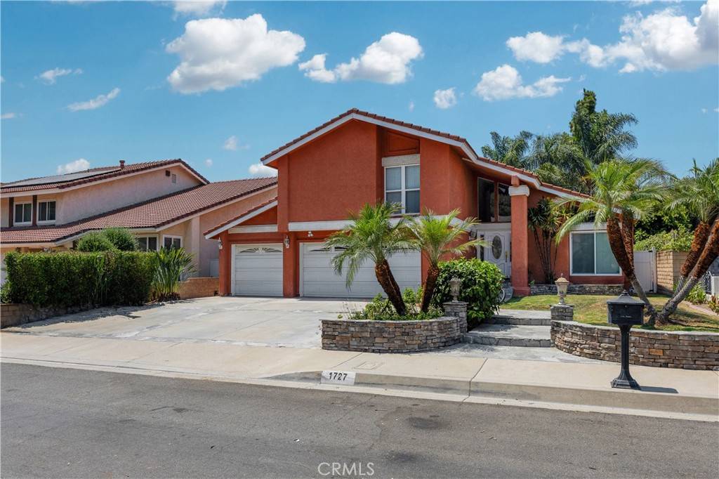 Diamond Bar, CA 91765,1727 Silver Rain DR