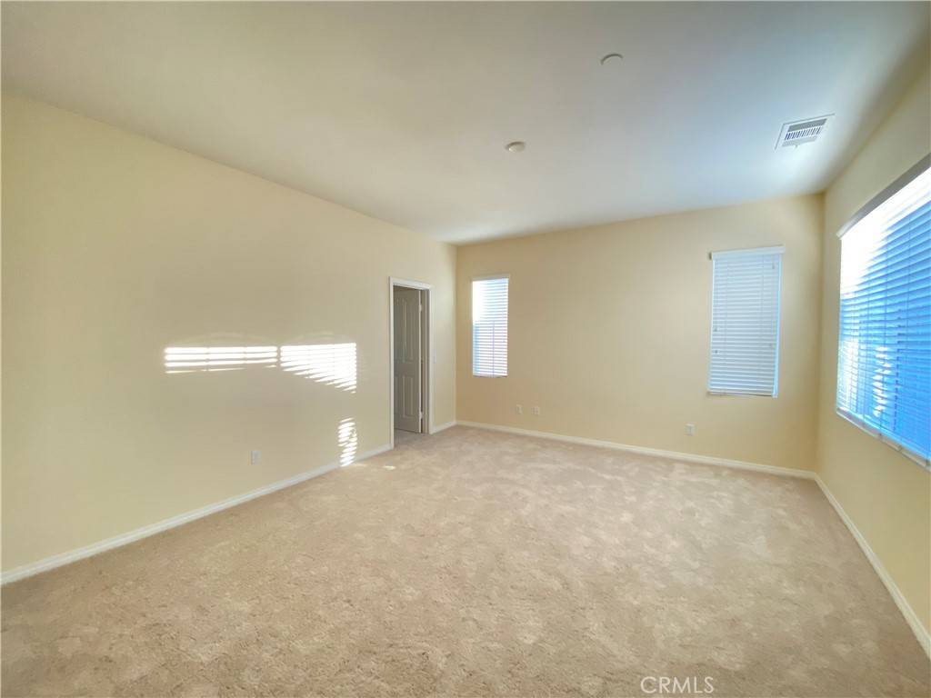 Chino, CA 91710,6062 La Grange LN