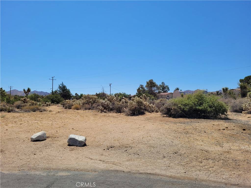 Yucca Valley, CA 92284,0 Ivanhoe DR