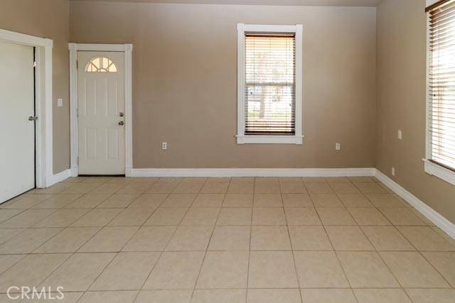 Highland, CA 92346,7206 Vine ST