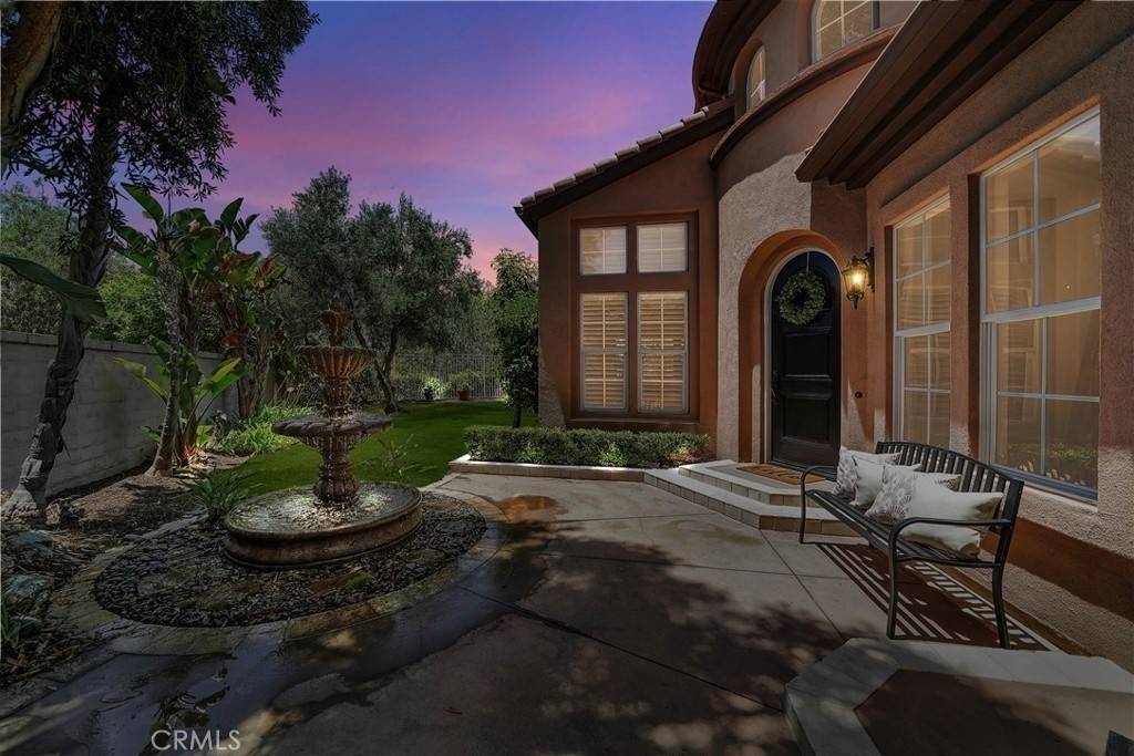 Huntington Beach, CA 92648,7282 Bazil CIR