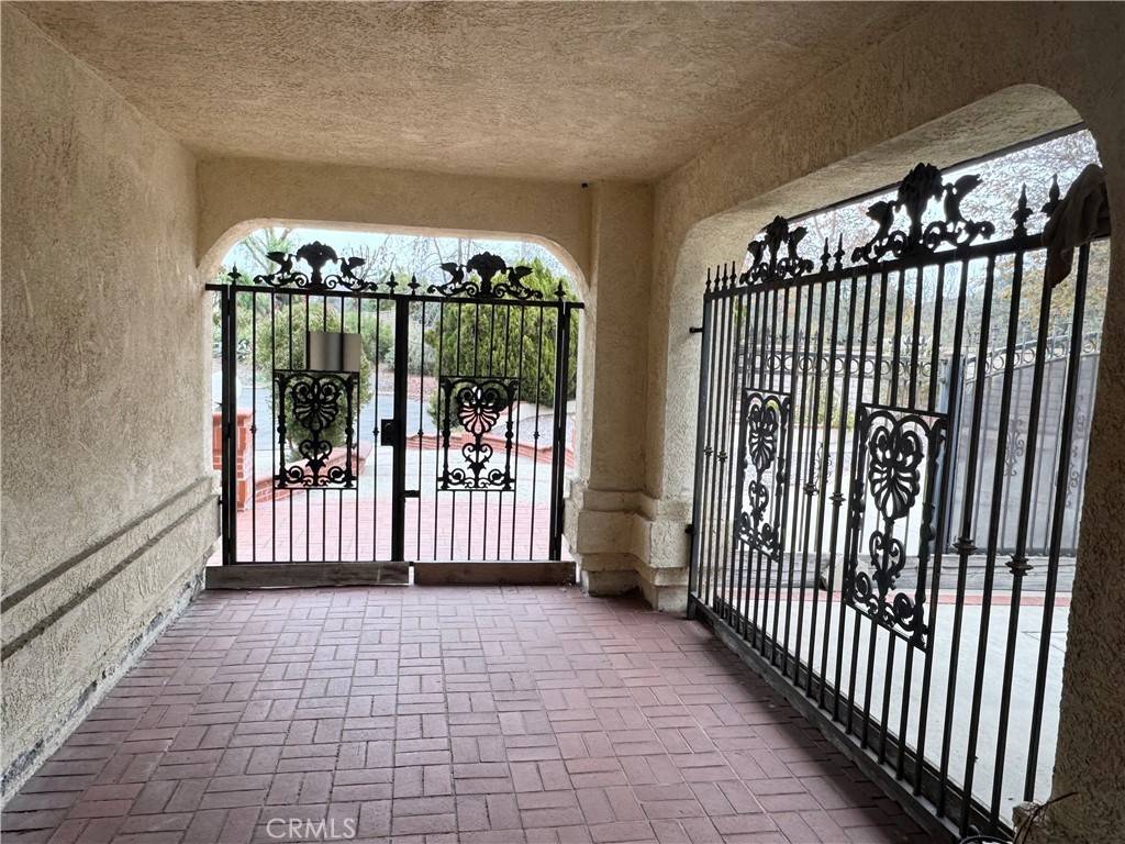 Walnut, CA 91789,20144 Traveler CIR