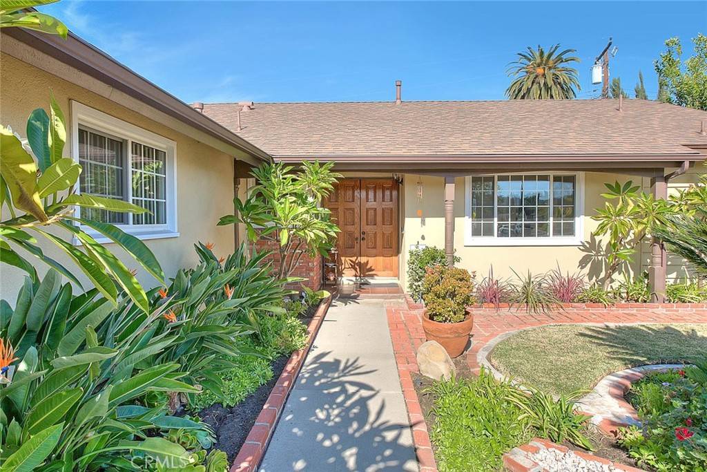 Rowland Heights, CA 91748,19577 Castlepeak ST