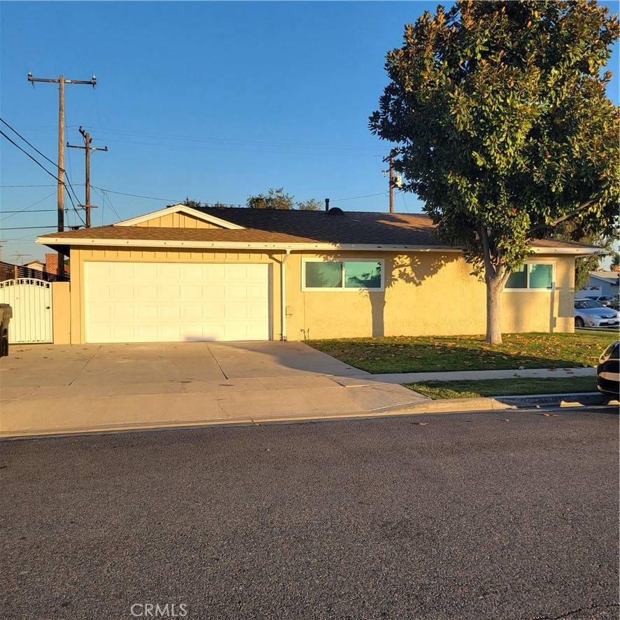 Anaheim, CA 92801,1000 N Roanne PL