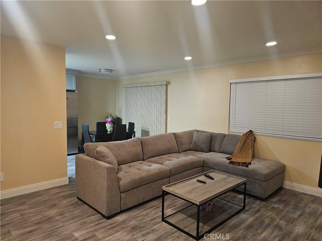 Diamond Bar, CA 91765,23635 Golden Springs DR #4B