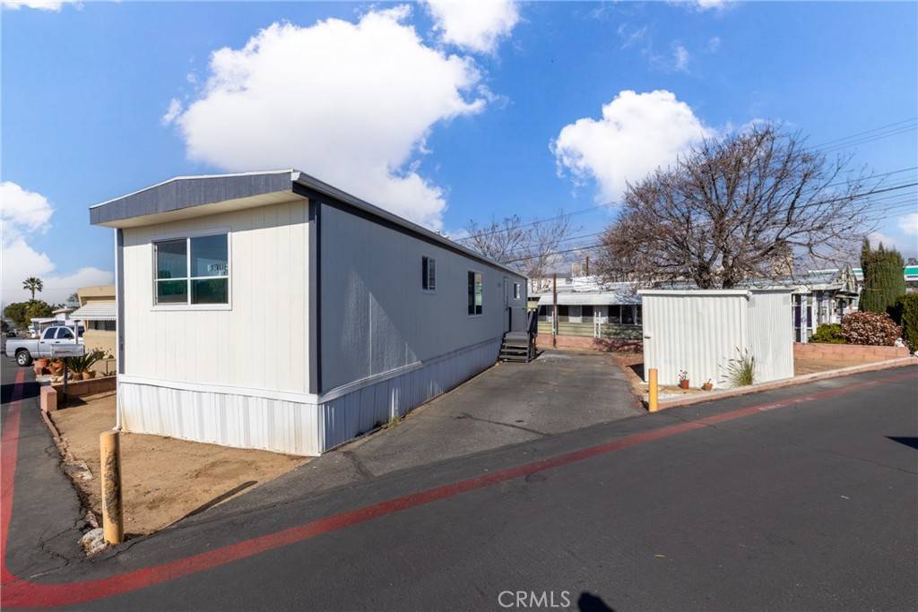 Yucaipa, CA 92399,12177 3rd ST #58