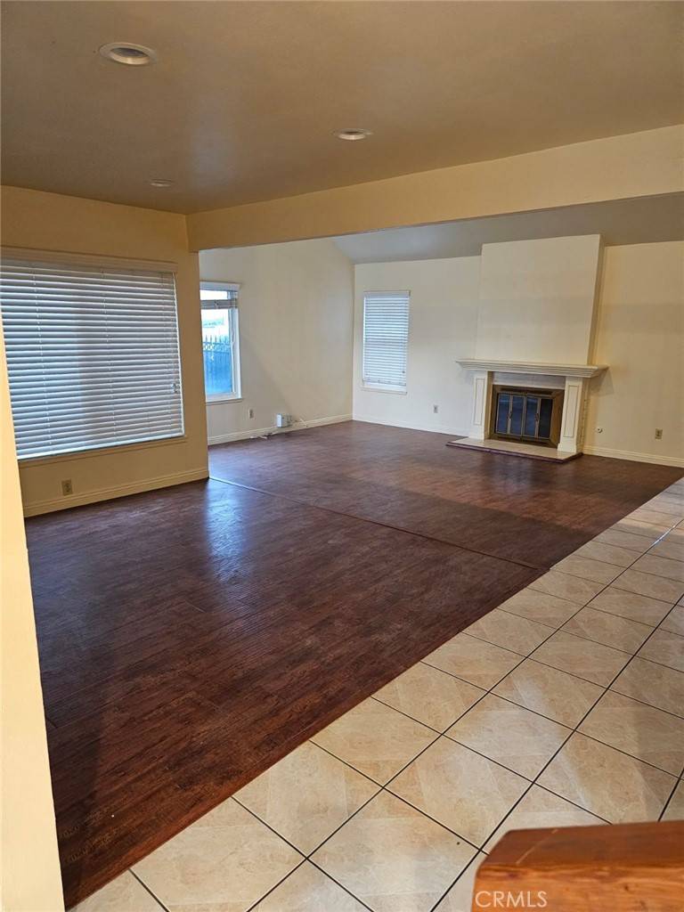 Walnut, CA 91789,125 Avenida Grulla