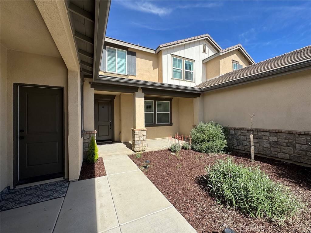 Riverside, CA 92503,13562 Pointer CT
