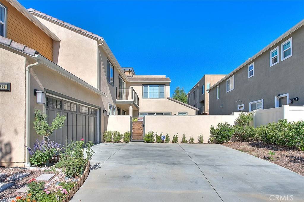 Glendora, CA 91740,433 W Bagnall ST