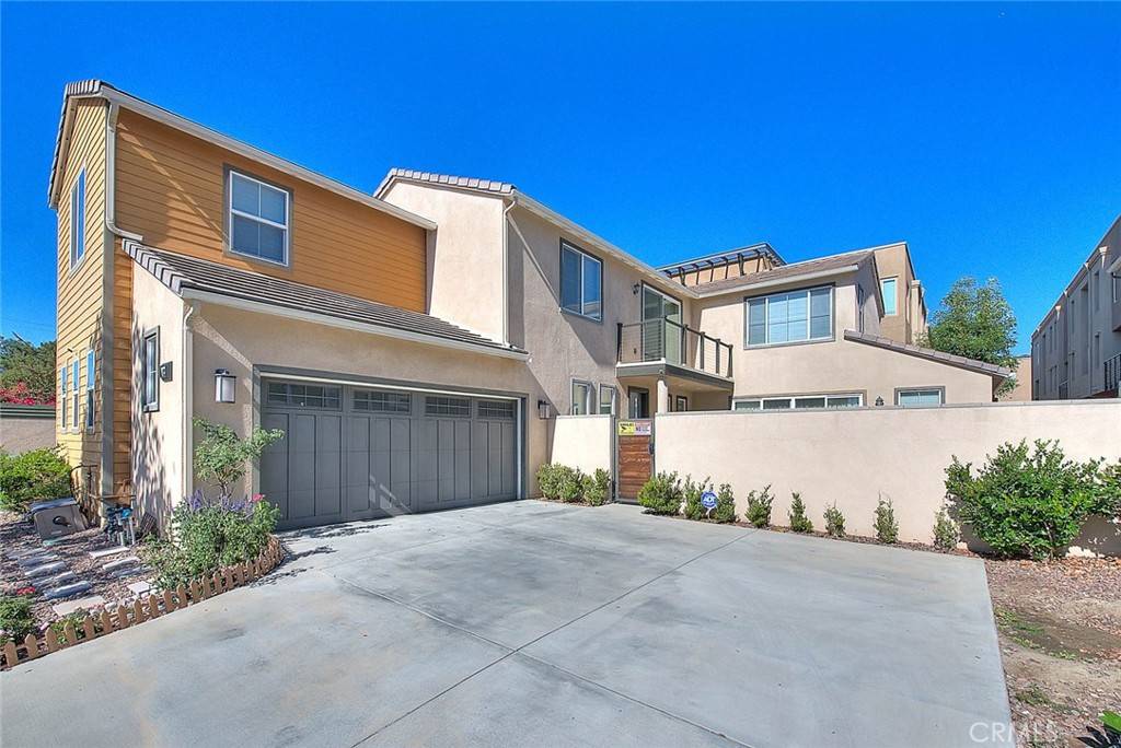 Glendora, CA 91740,433 W Bagnall ST