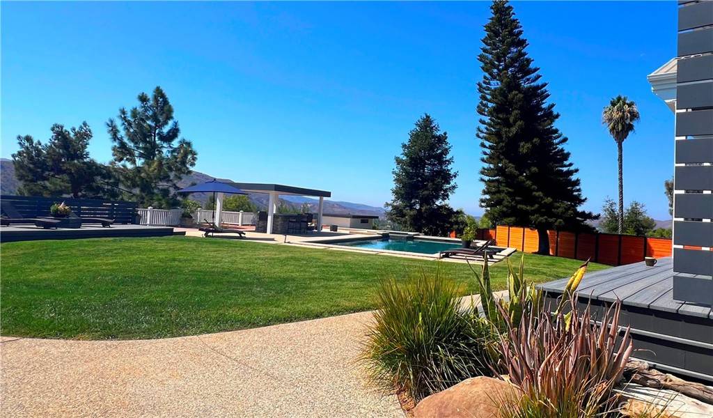 Simi Valley, CA 93065,1184 Mellow LN