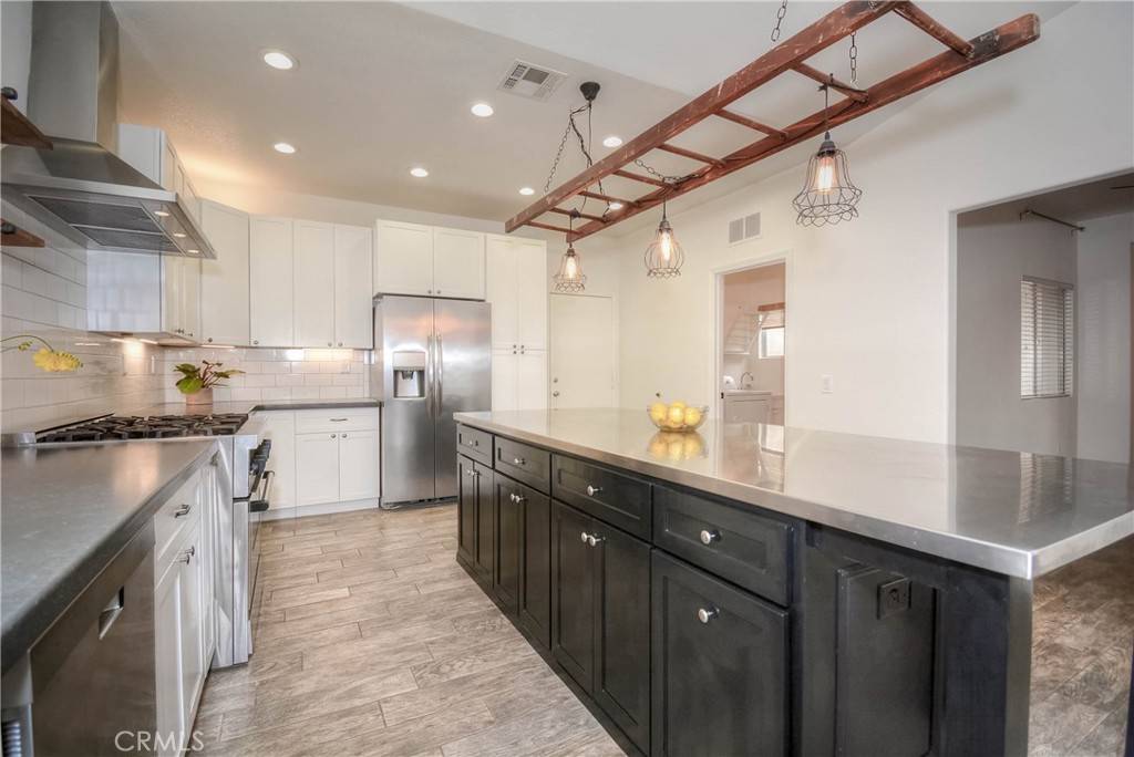 Murrieta, CA 92562,23471 Mountain Breeze DR