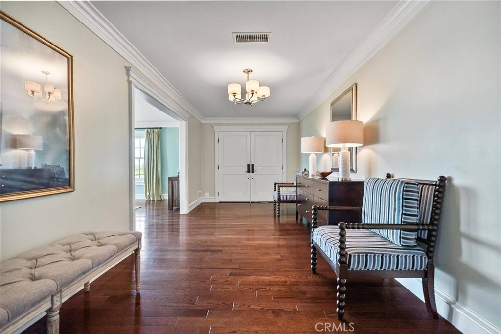 Huntington Beach, CA 92649,17982 Whitford LN