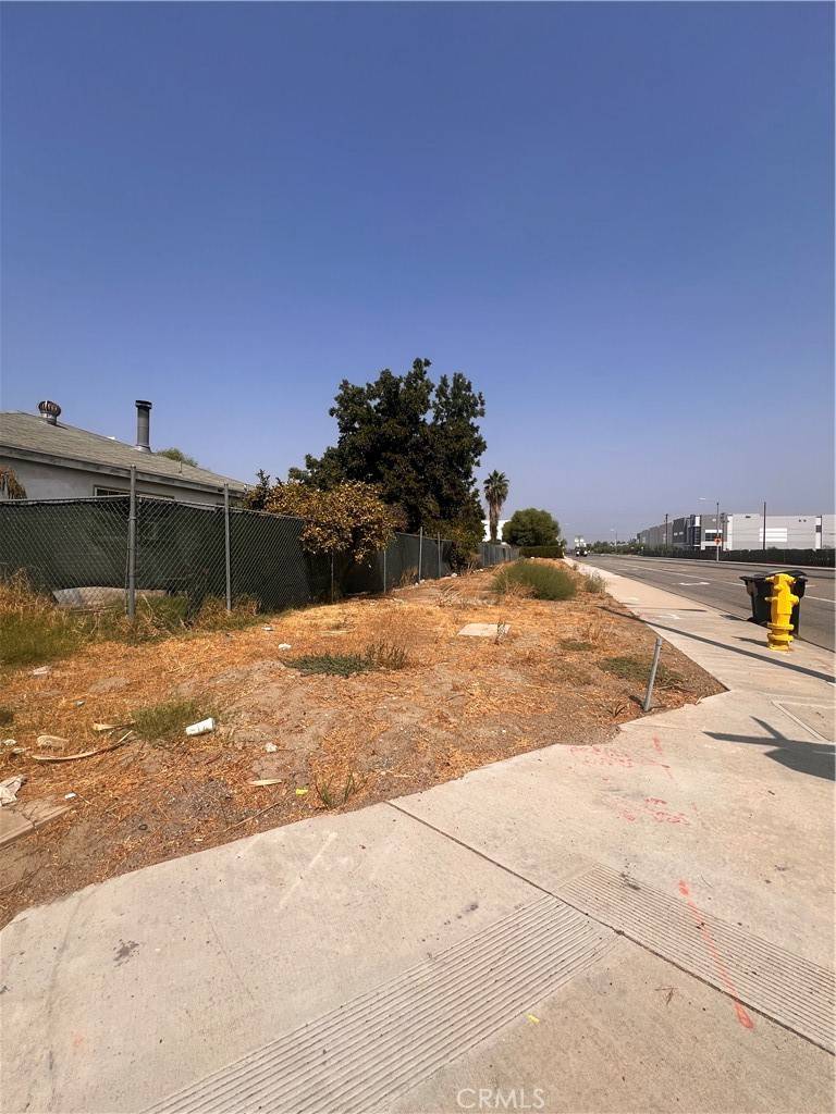 San Bernardino, CA 92408,0 0280-172-05