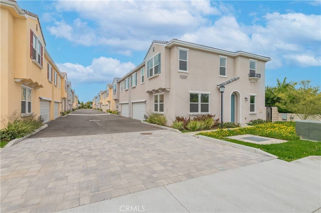 Whittier, CA 90604,11237 GLADHILL RD #3