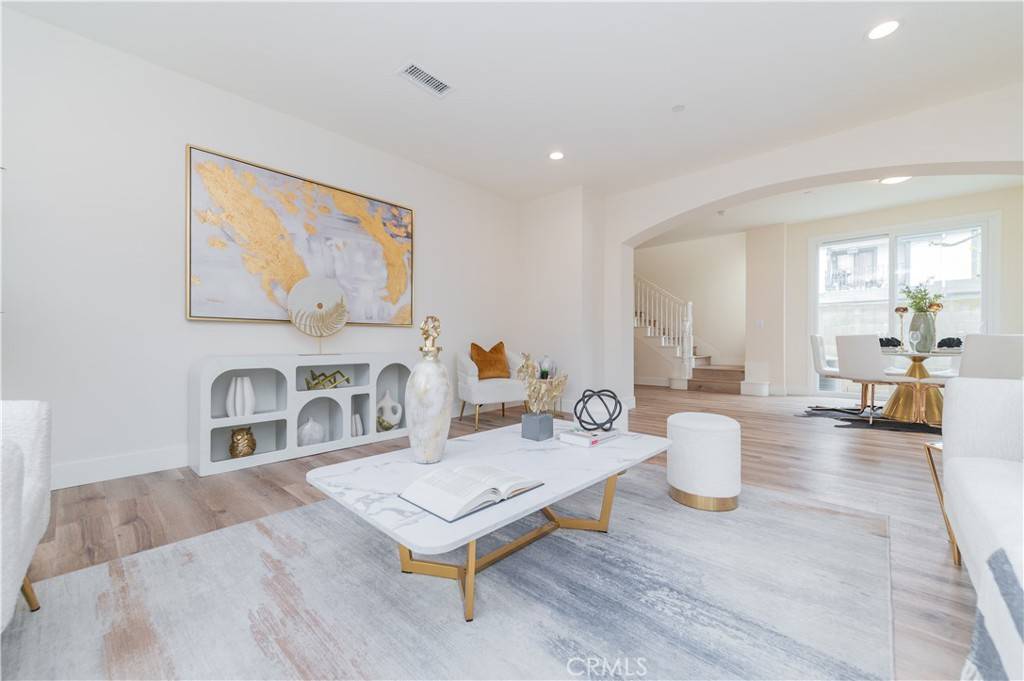 Whittier, CA 90604,11237 Gladhill RD #11