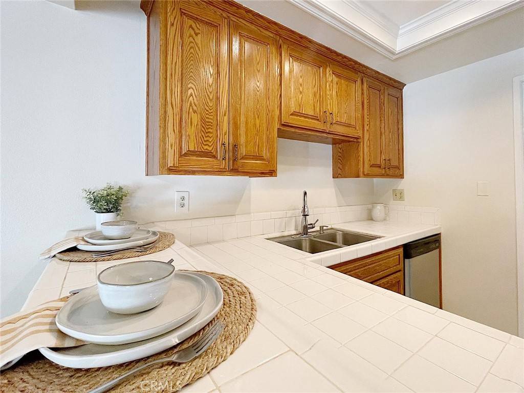 Diamond Bar, CA 91765,388 S Prospectors RD #110