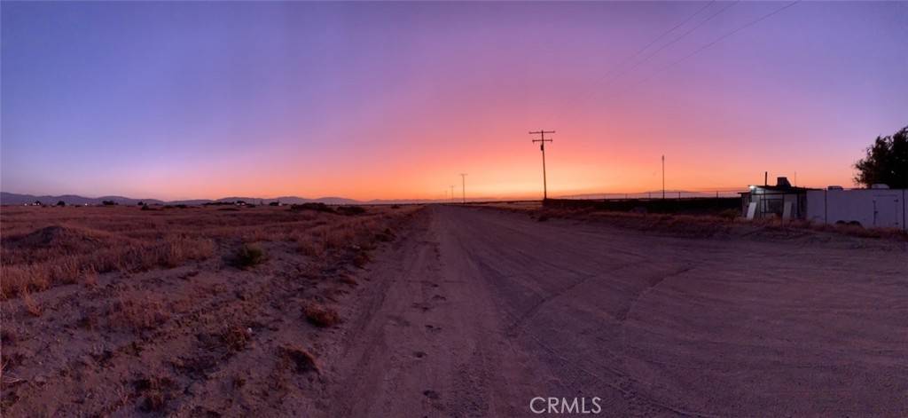 Palmdale, CA 93591,10855 E Avenue M